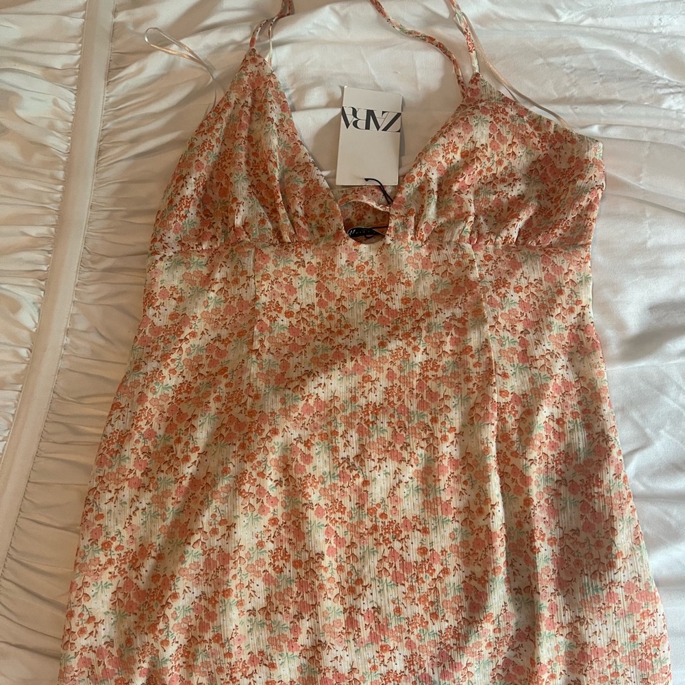 Zara floral dress new with tags